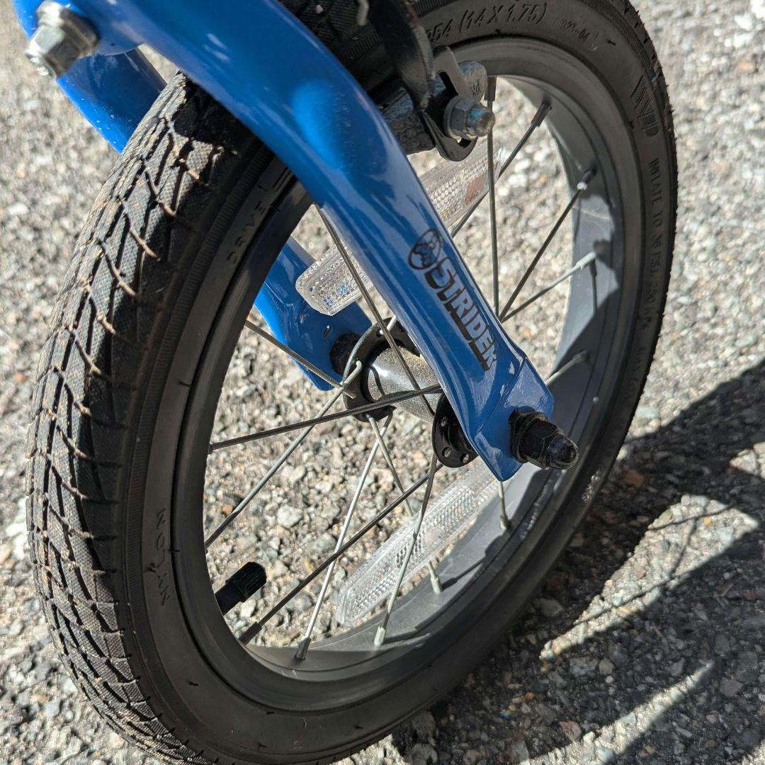 ストライダー STRIDER 14X スティールブルー　カゴ&スタンド付き