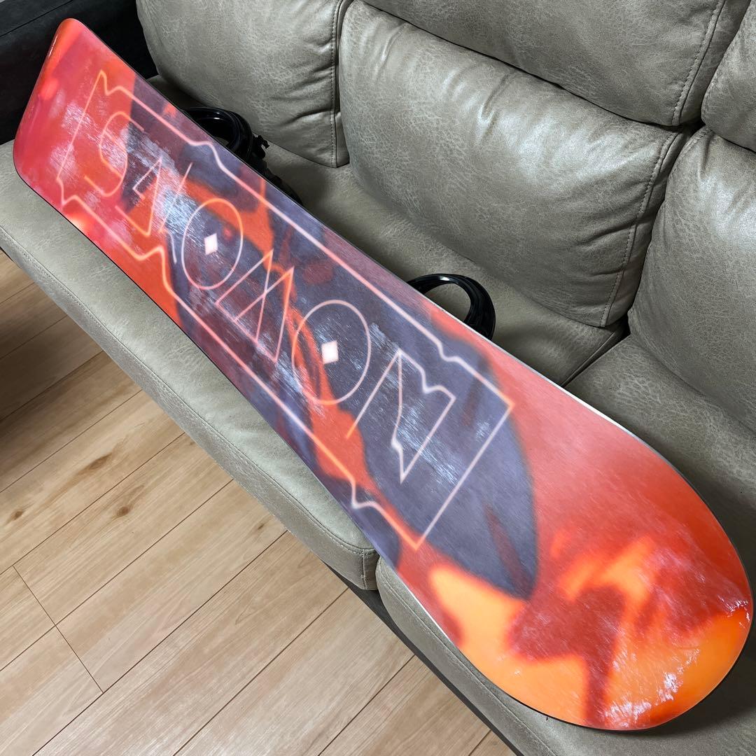 SALOMON WANDER 143 × SALOMON RHYTHM S