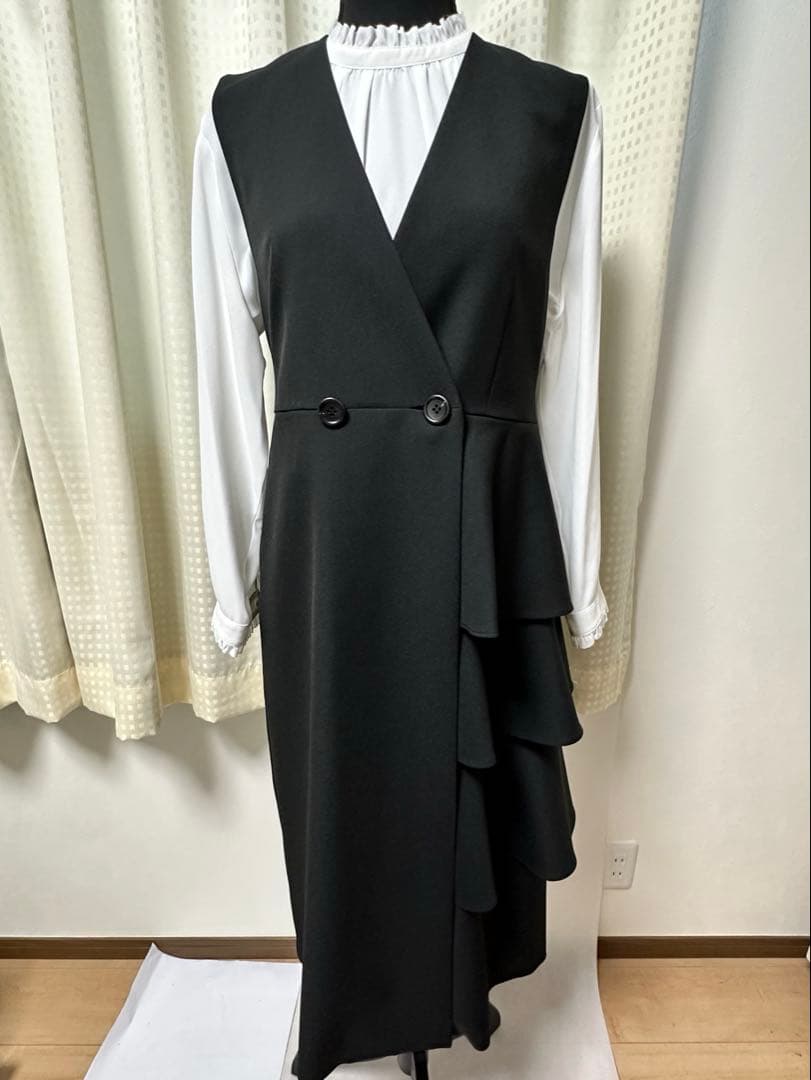 【現行品/美品】FENNEL ジレ 黒 入学式 卒業式 フリル
