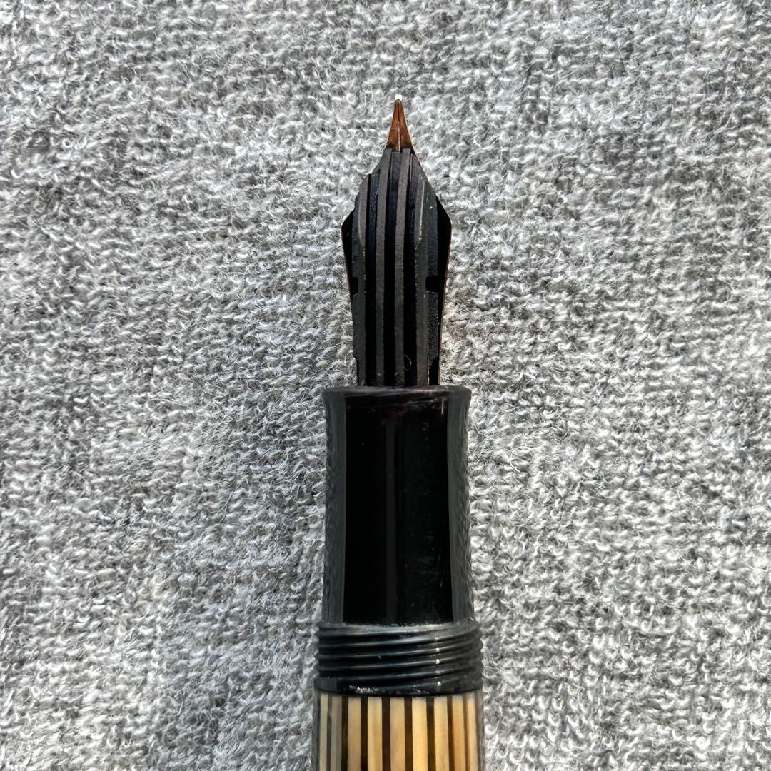 w*4様 【ジャンク品】 万年筆 │ Pelikan 400 2本 │ ニブ：有