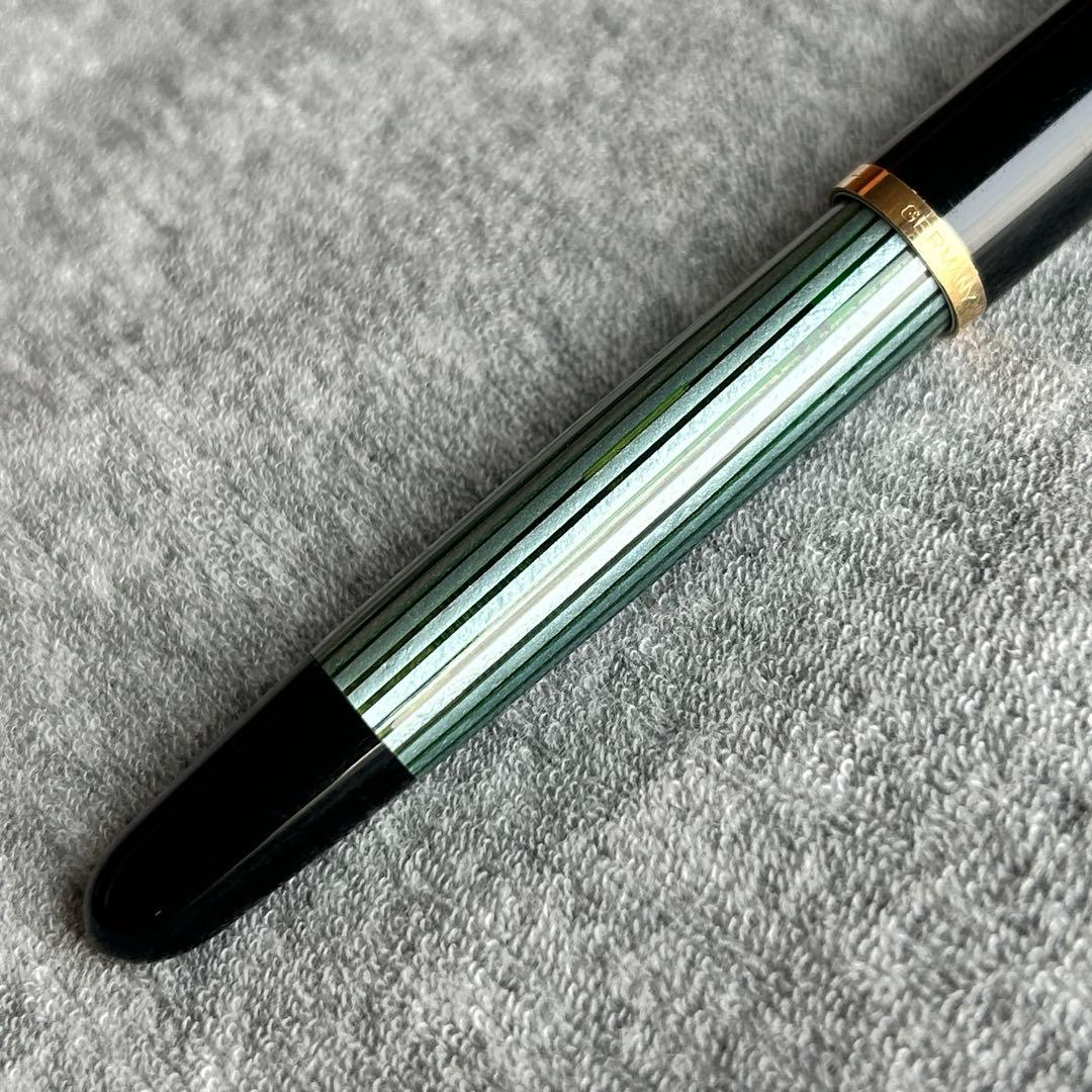 w*4様 【ジャンク品】 万年筆 │ Pelikan 400 2本 │ ニブ：有