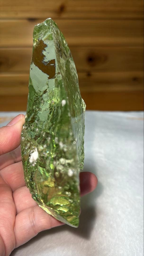 ⑤希少色 ジャワ島産火山性ガラス レモンライム クリストバライト結晶 原石かち割