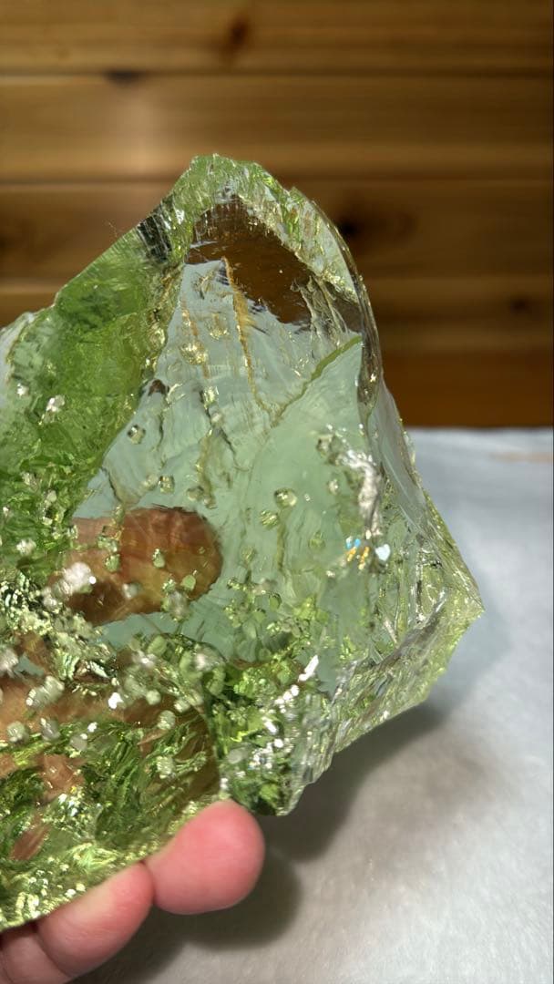 ⑤希少色 ジャワ島産火山性ガラス レモンライム クリストバライト結晶 原石かち割