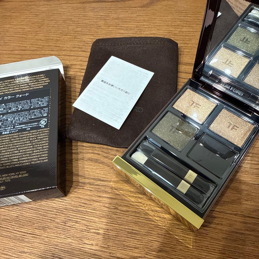 TOM FORD アイ カラー クォード 47 オリーブスモーク