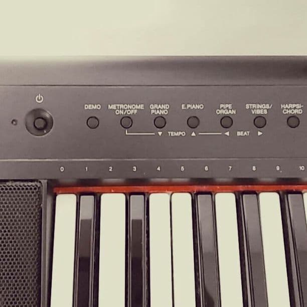 YAMAHA　電子ピアノ