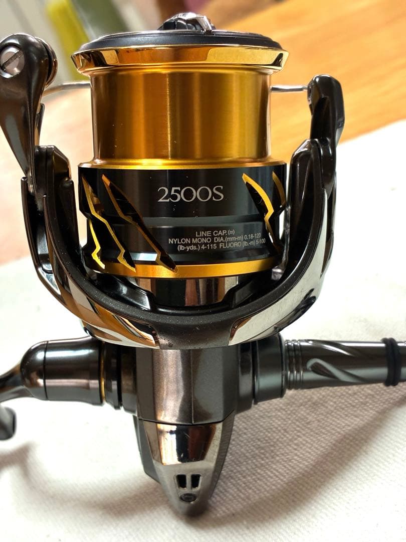 【訳有り品】シマノ リール20ツインパワー2500S【カスタム品】