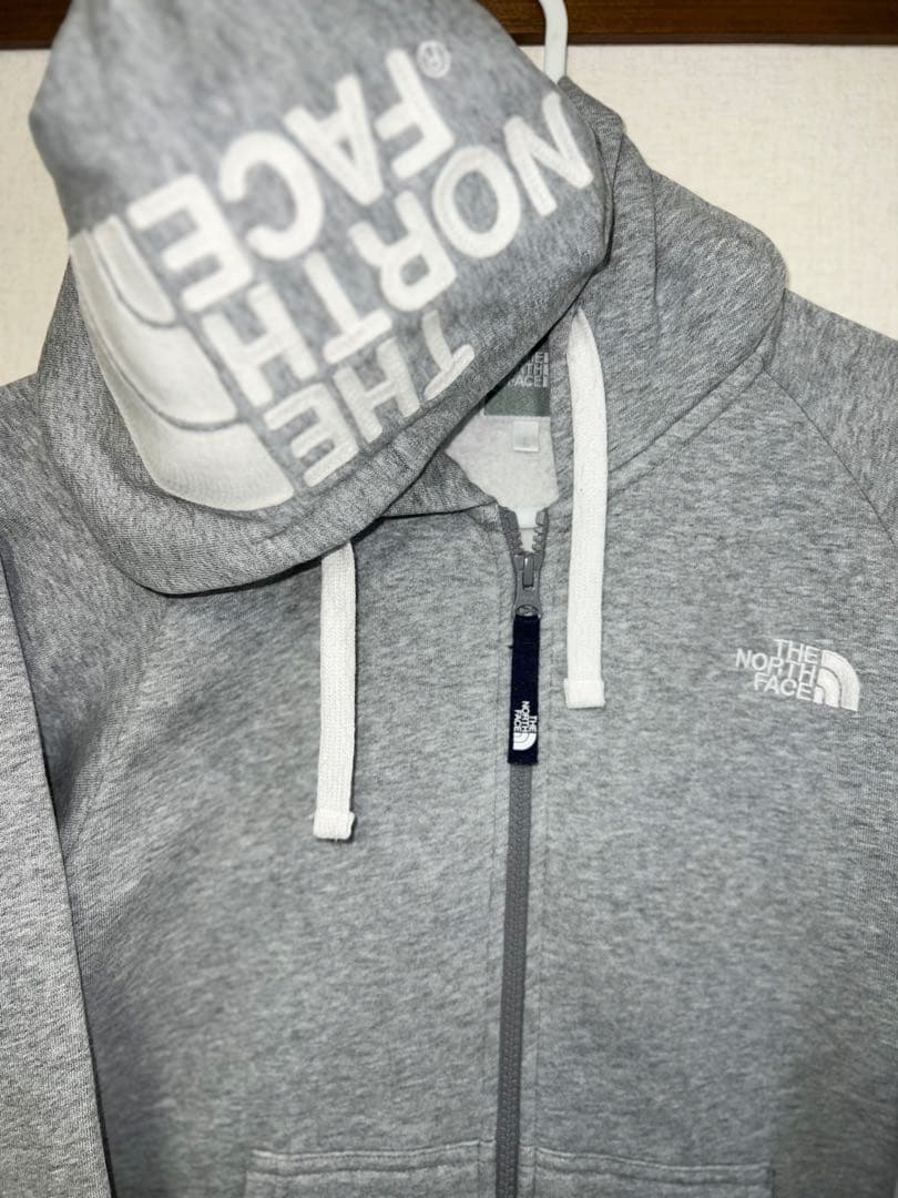 THE NORTH FACE ジップアップパーカー フードロゴ　サイズＬ　グレー