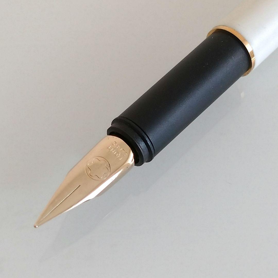 ②モンブラン　万年筆　＋　インク追加可