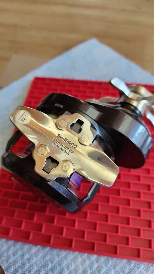 SHIMANO TORIUM 2000PG フィッシングリール　シマノ　トリウム