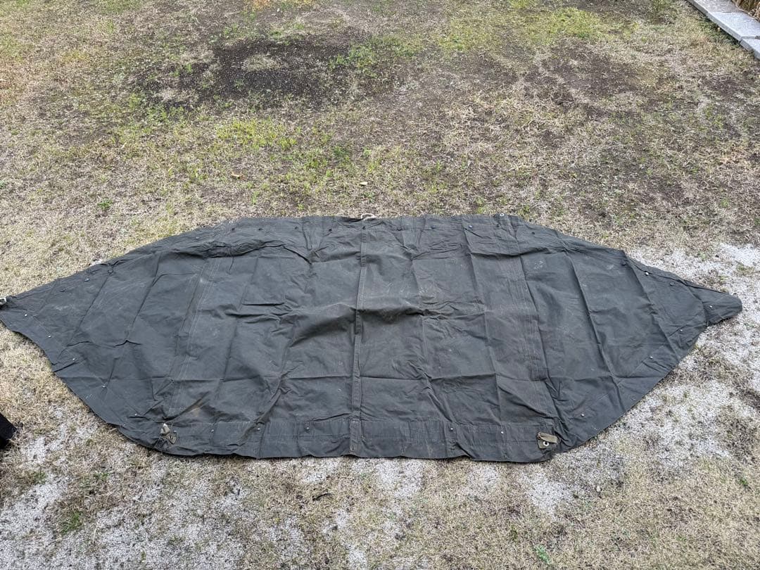 陸上自衛隊個人天幕55式官品昭和58年軍幕OD色 厚手帆布金属ボタンソロキャンプ