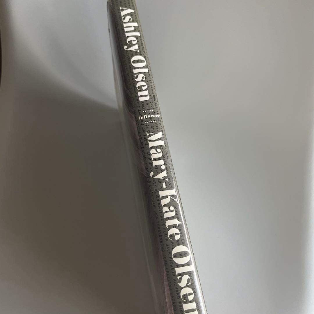 洋書Influence オルセン姉妹　メアリーケイト　アシュリー　THEROW