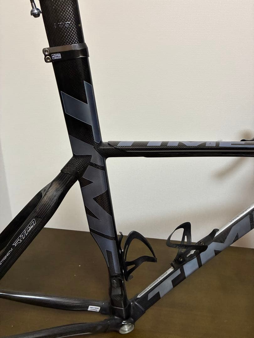 TIME カーボン ロードバイクフレーム ブラック　RXR VIPカラー