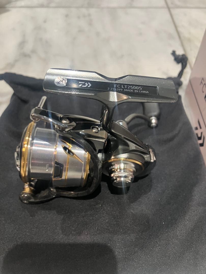 20ルビアスFC LT2500S SLPWORKS αスプール付き