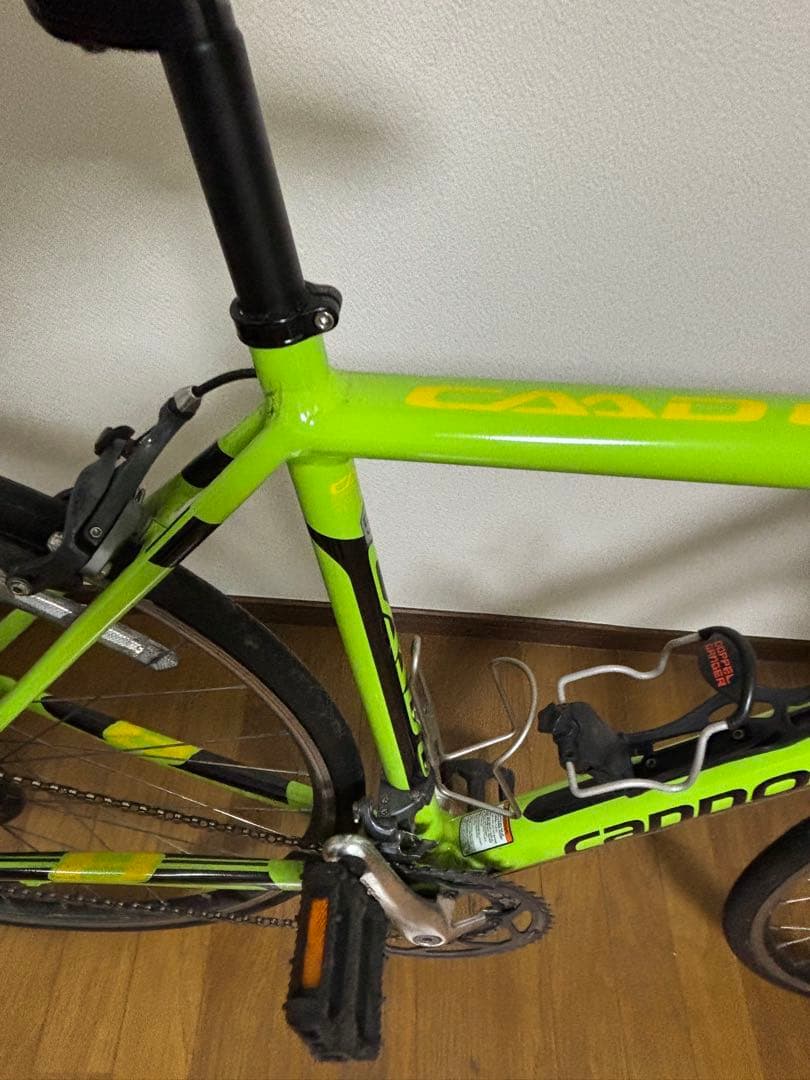 cannondale フラットバーロード　CAAD8 直接引取のみ　配送不可