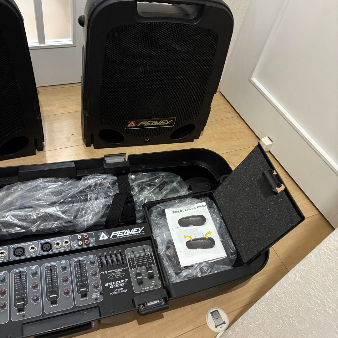 希少！PEAVEY ESCORT 2000 ピービー ポータブル PAシステム